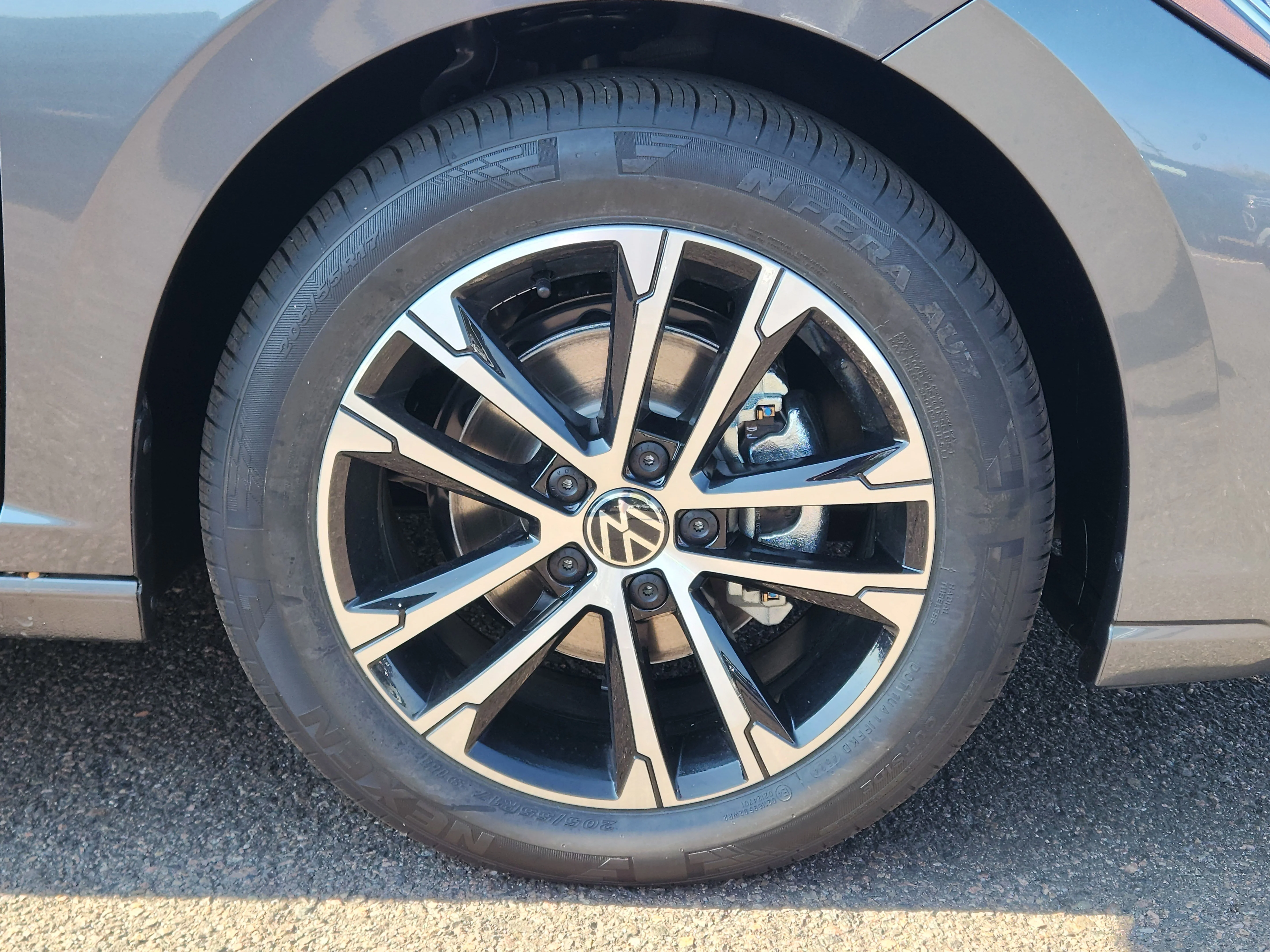 2025 Volkswagen Jetta Sport - Photo 13