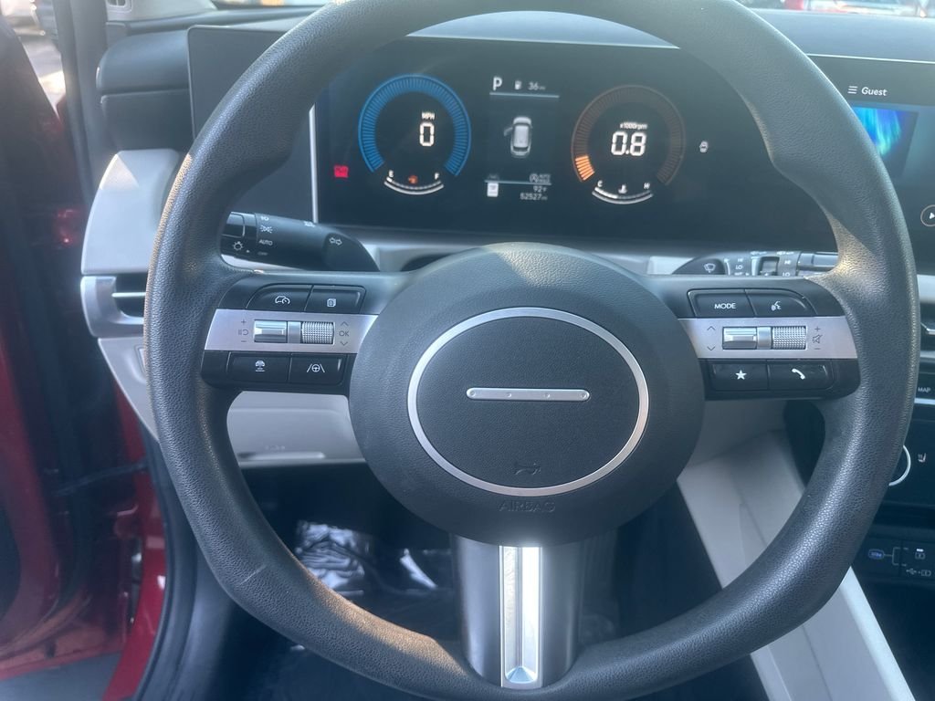 Used 2025 Red Hyundai SEL image 13