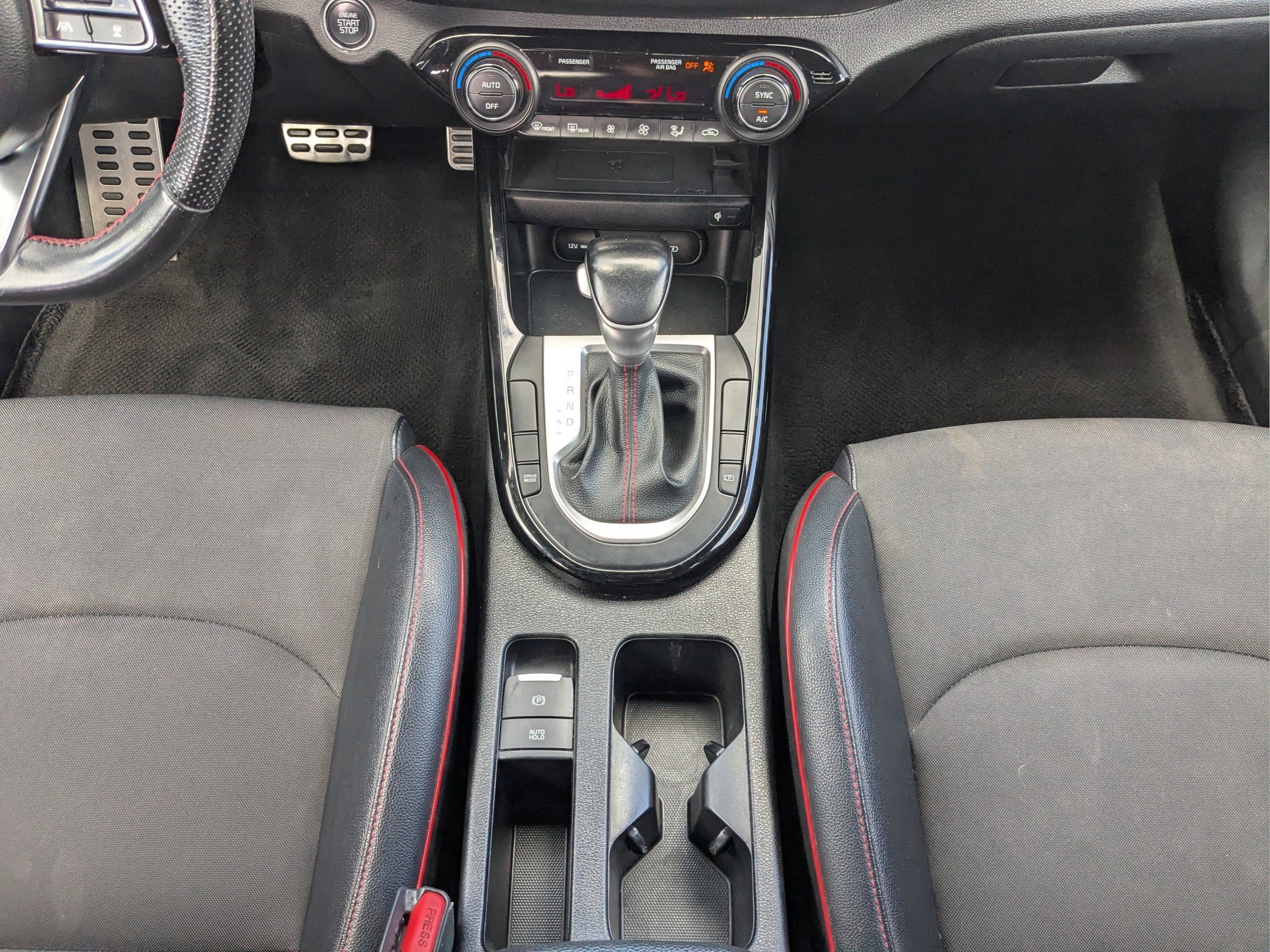2023 Kia Forte GT - Photo 15