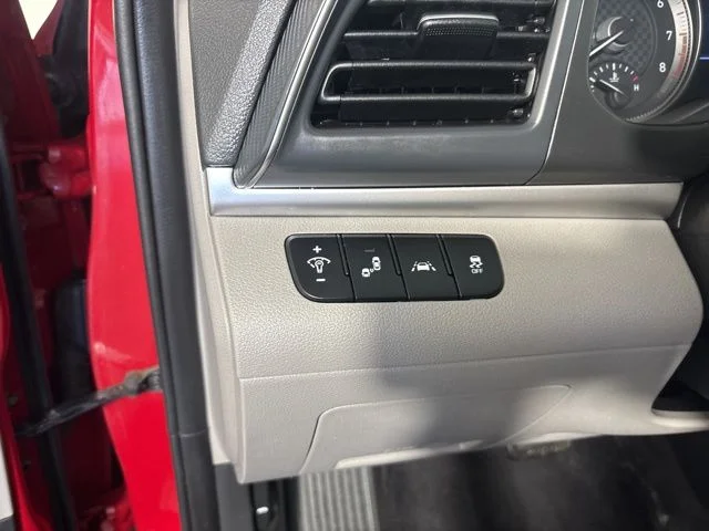 Used 2019 Red Hyundai Value Edition image 14