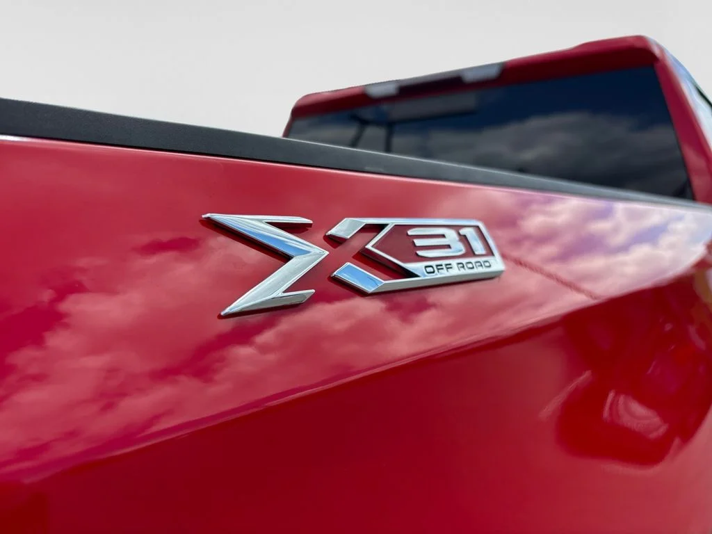 Used 2019 Red GMC SLT image 49