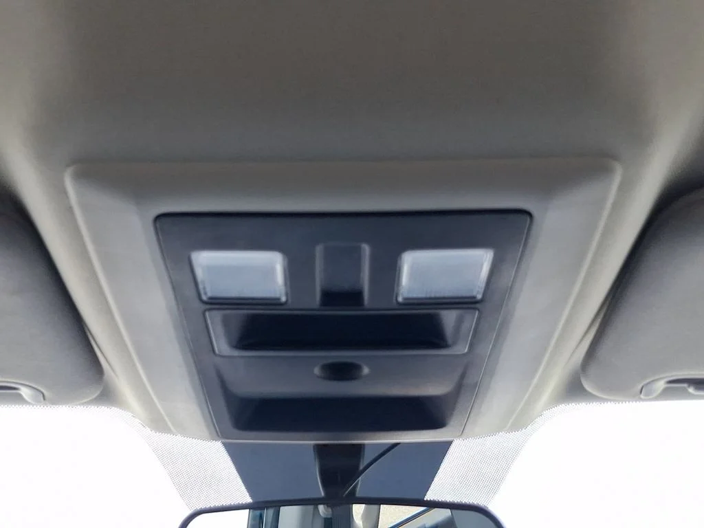 Used 2024 White Ram SLT image 7