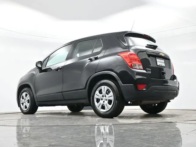 Used 2017 MOSAIC BLACK METALLIC Chevrolet LS image 24