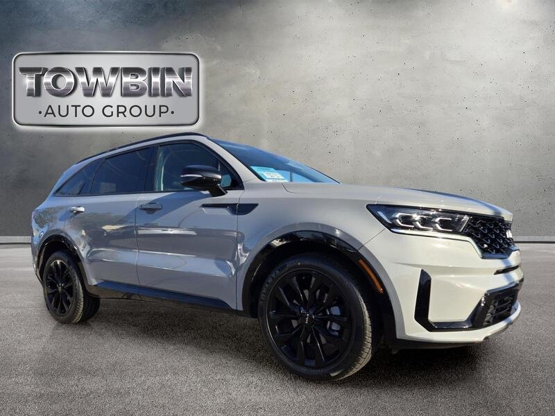 Used 2023 Gray KIA SX FWD image 2