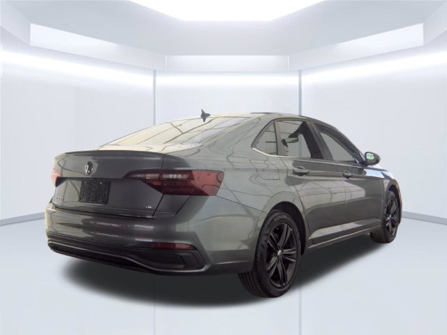 Used 2022 Gray Volkswagen 1.5T SE image 7