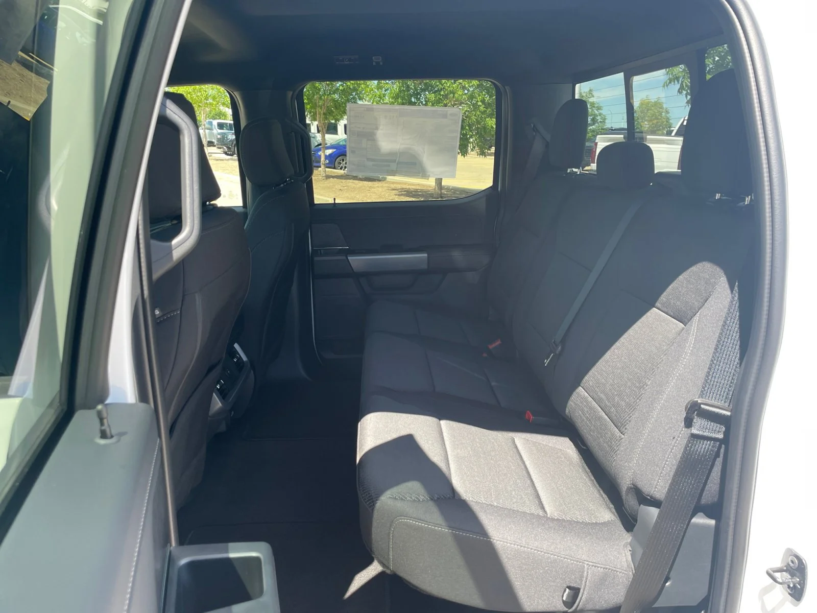 New 2026 Oxford White Ford XLT image 19