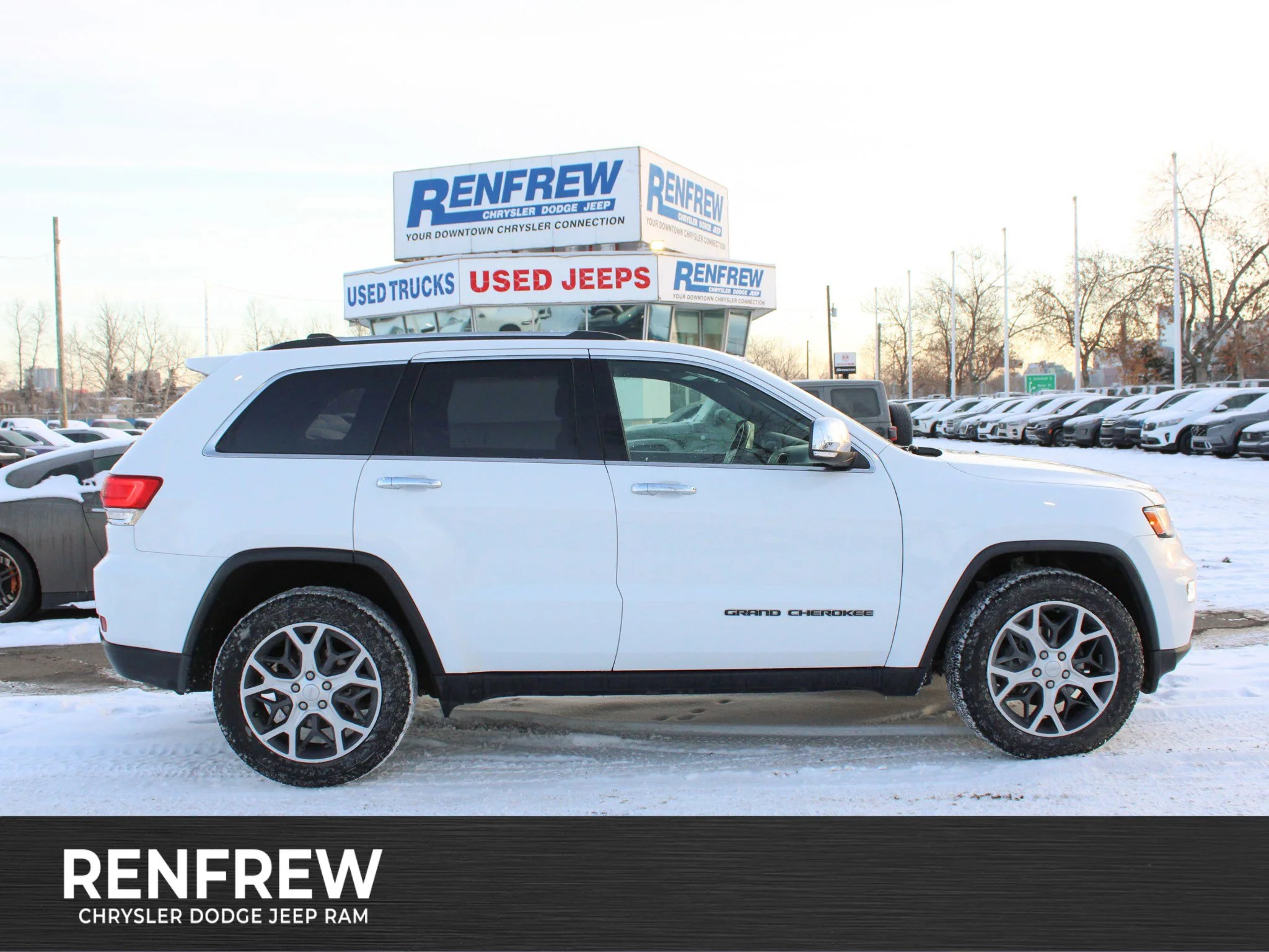 Used 2019 White Jeep Limited * No Accidents | Heated Seats | Apple CarPlay | V6 | Sunroof image 1