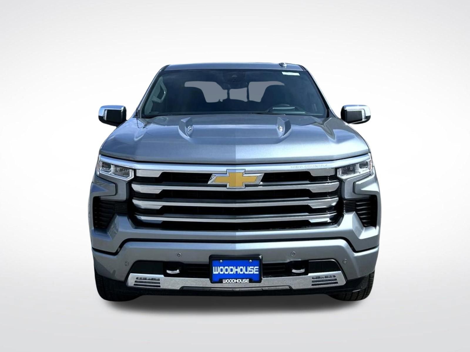 New 2026 Gray Chevrolet High Country image 3