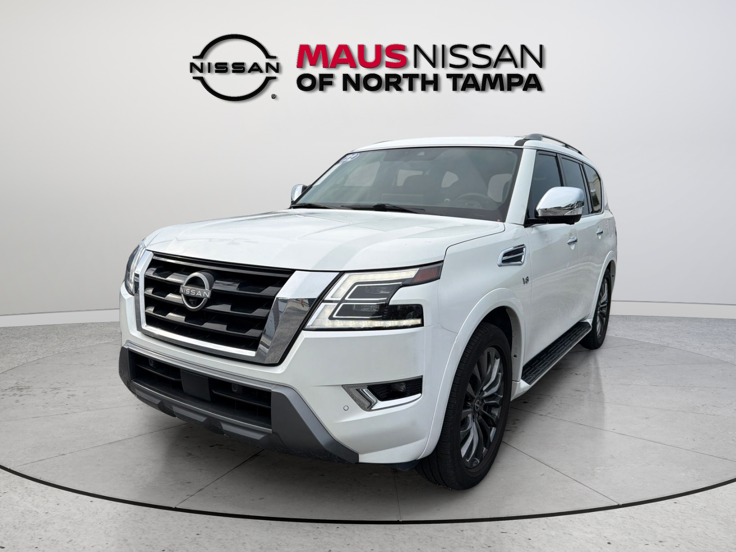 Used 2022 White Nissan Platinum image 4