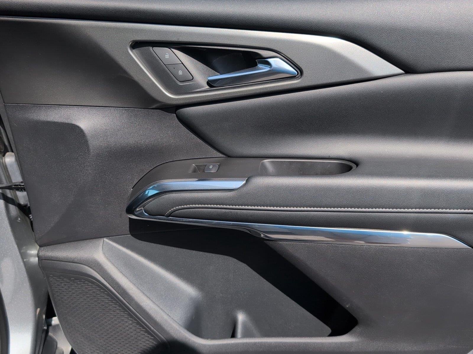 Used 2025 Sterling Gray Metallic Chevrolet LT image 40