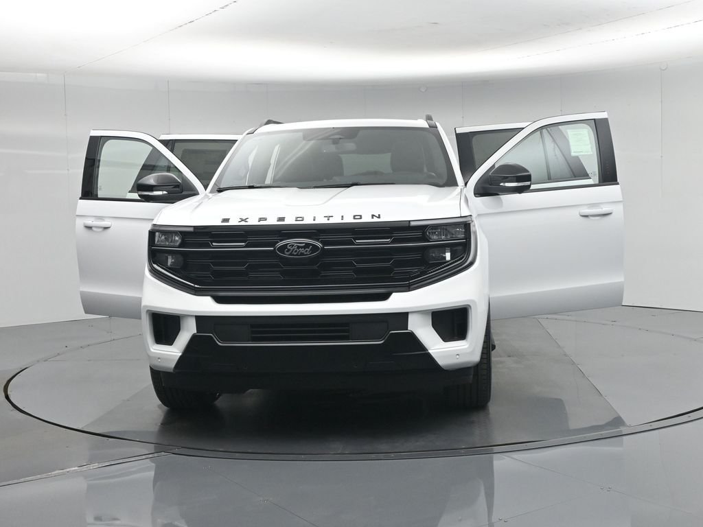 New 2026 Oxford White Ford Platinum image 35