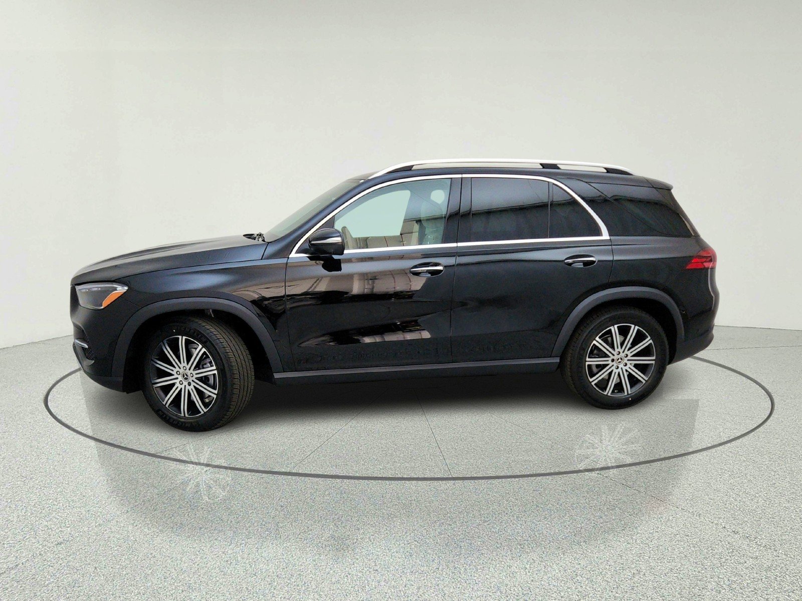 New 2026 Black Mercedes-Benz GLE 350 SUV image 4
