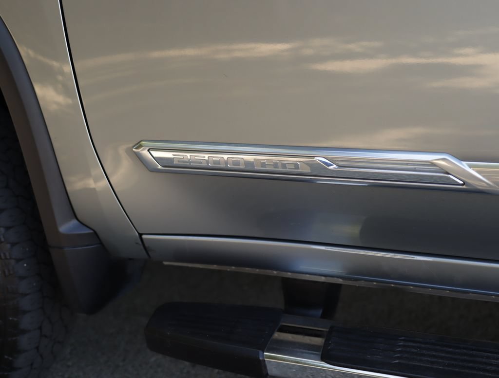 Used 2024 Sterling Gray Metallic Chevrolet High Country image 40