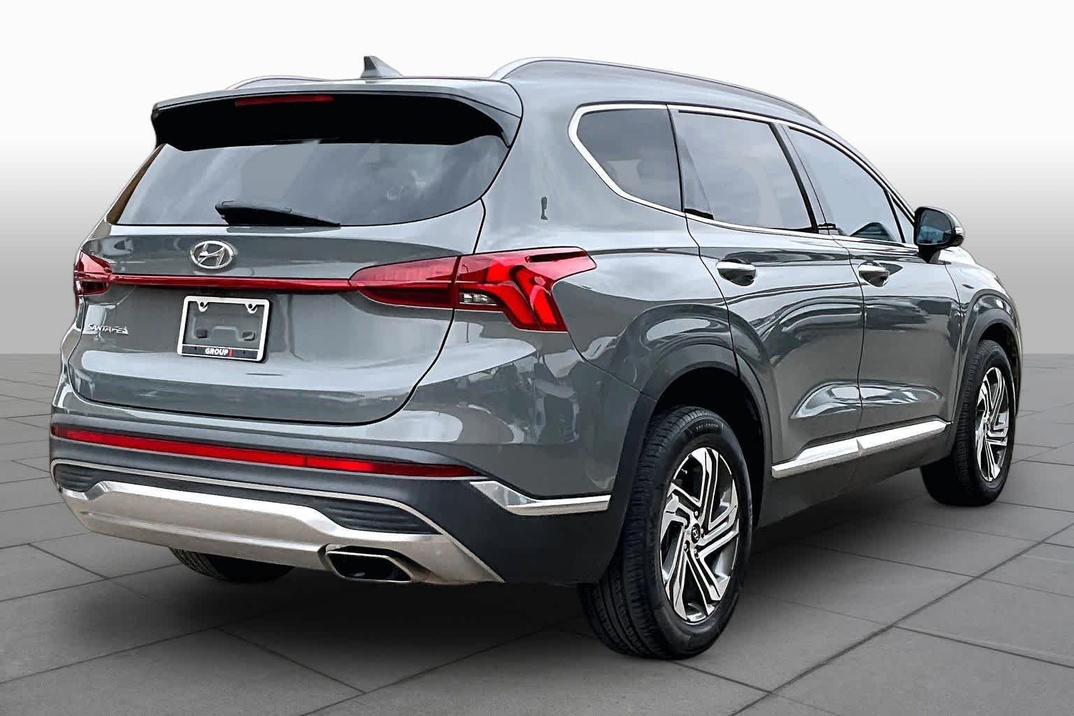 Used 2023 Hampton Gray Hyundai SEL image 12