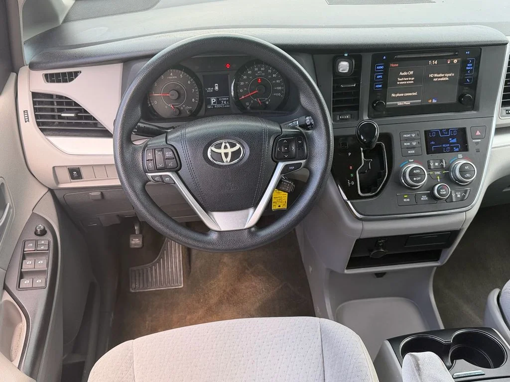 Used 2015 White Toyota LE image 8