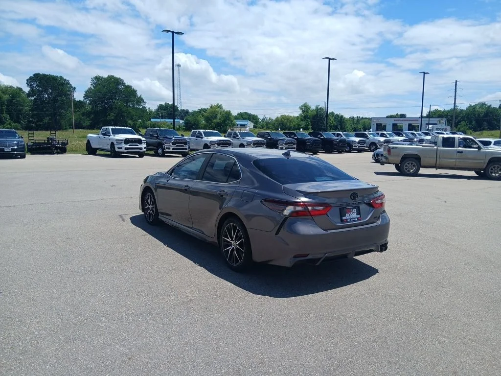 Used 2022 Gray Toyota SE image 5