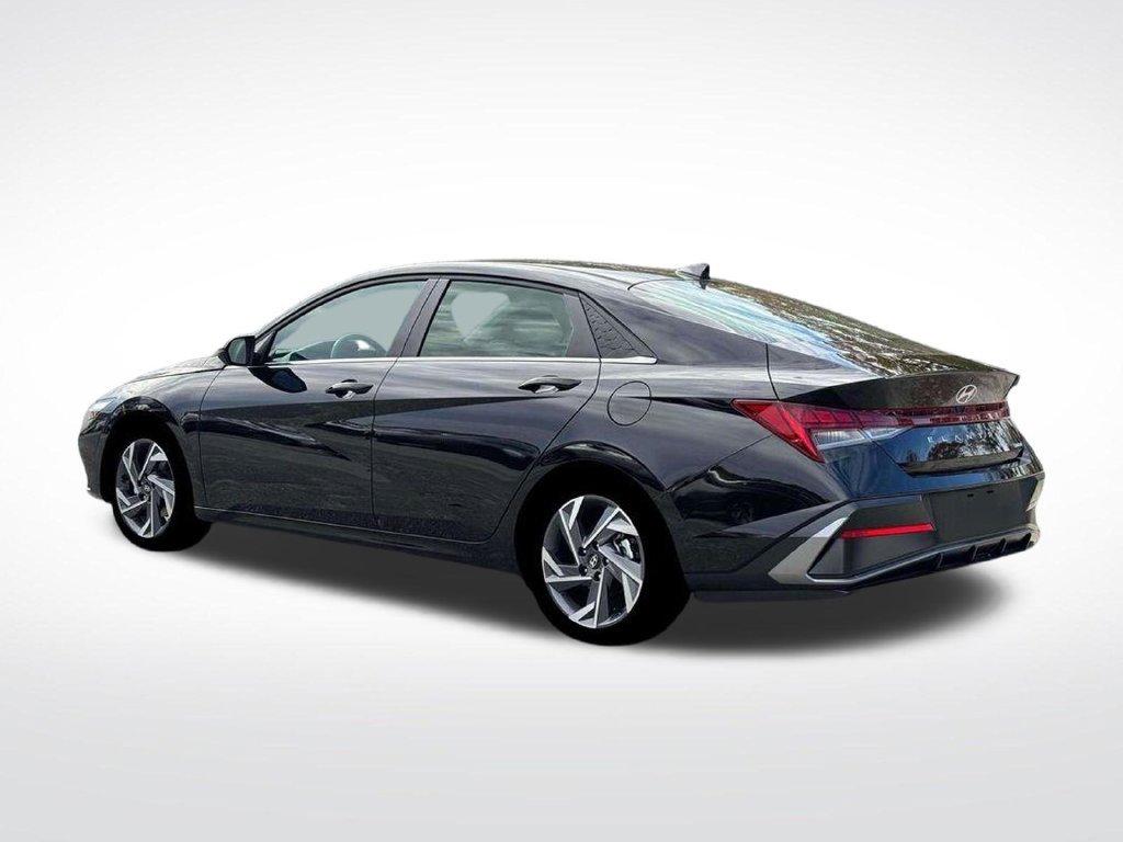 New 2026 Black Hyundai Limited image 23