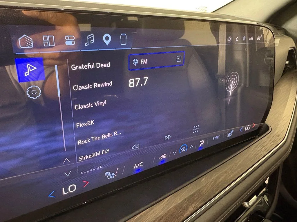 Used 2026 Gray Chevrolet Z71 image 34