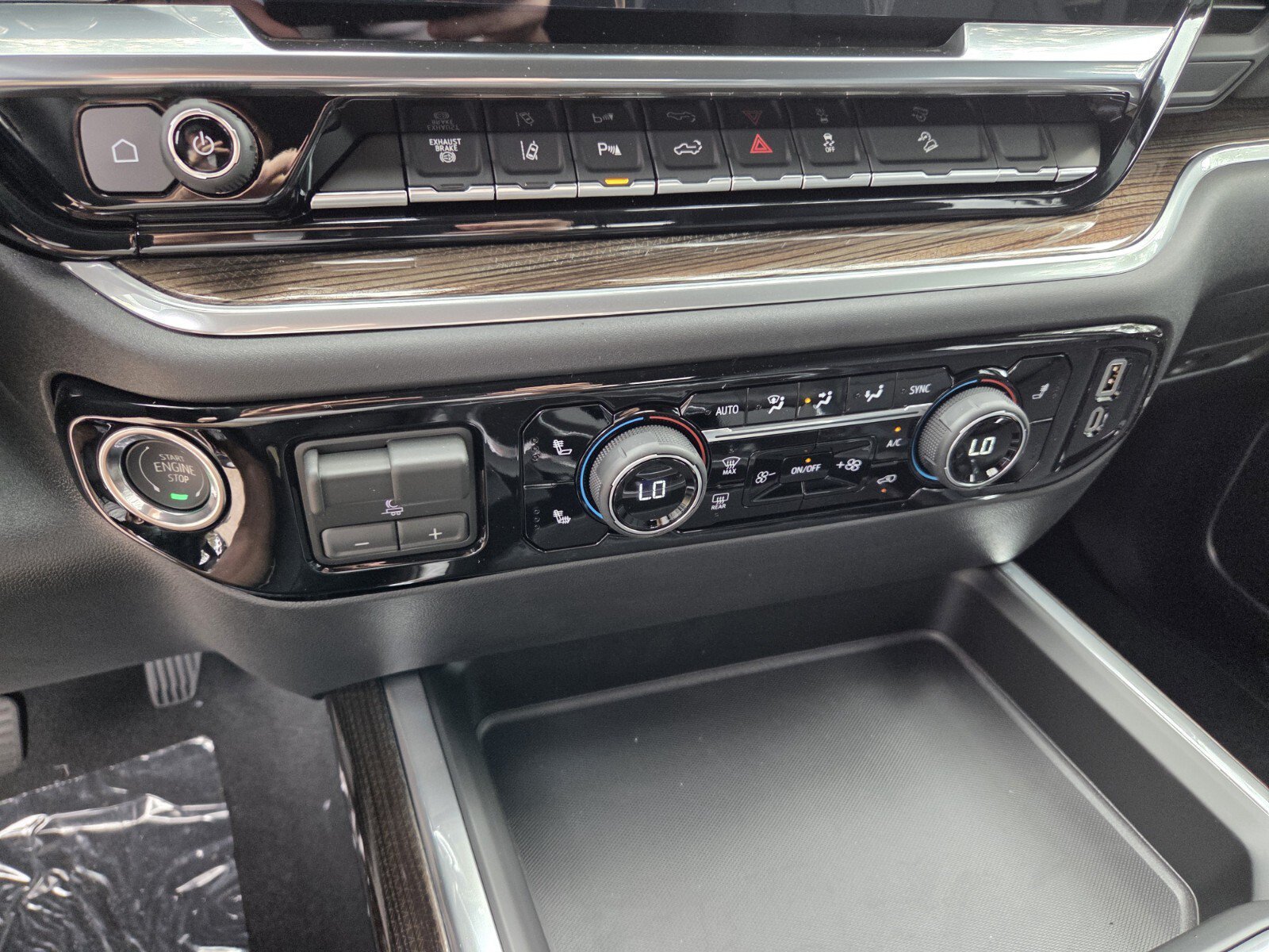 New 2026 Lakeshore Blue Metallic Chevrolet LT image 30