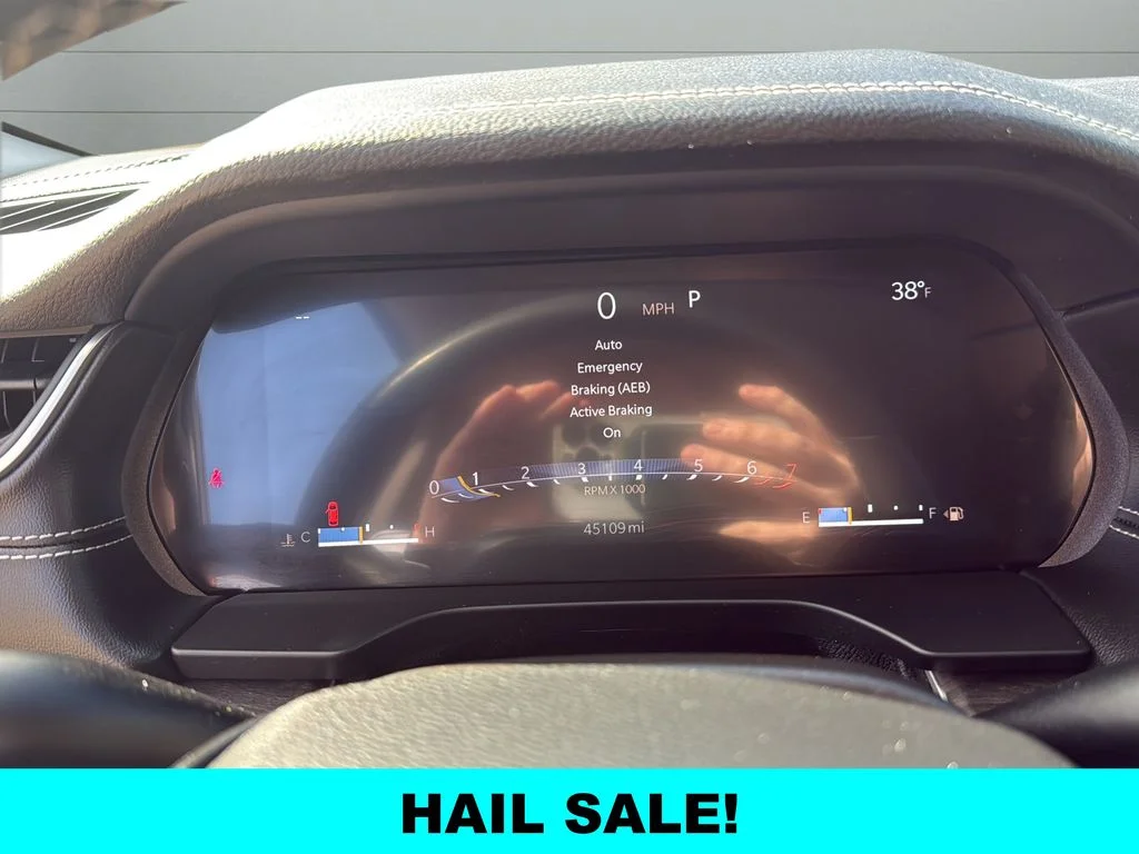 Used 2023 Red Jeep Limited image 13
