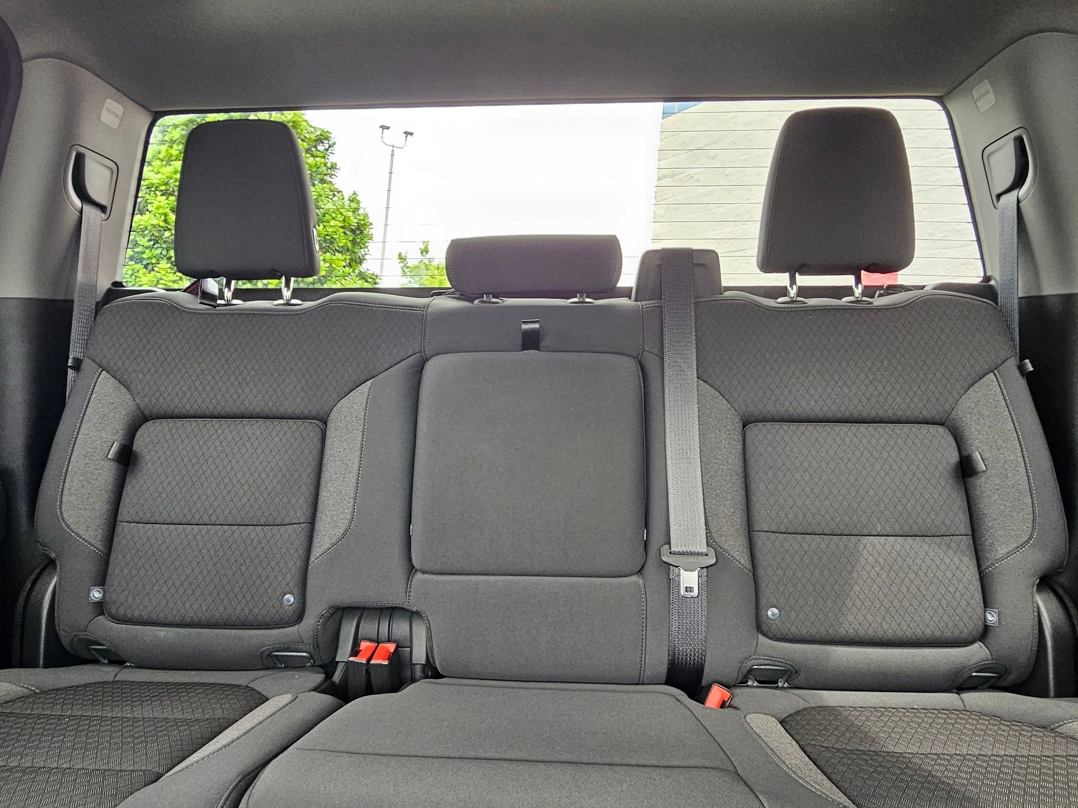 Used 2020 Satin Steel Metallic Chevrolet RST image 25