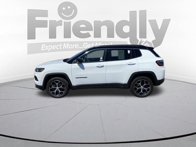 Used 2024 White Jeep Limited image 2