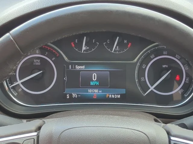 Used 2015 Red Buick Turbo image 9