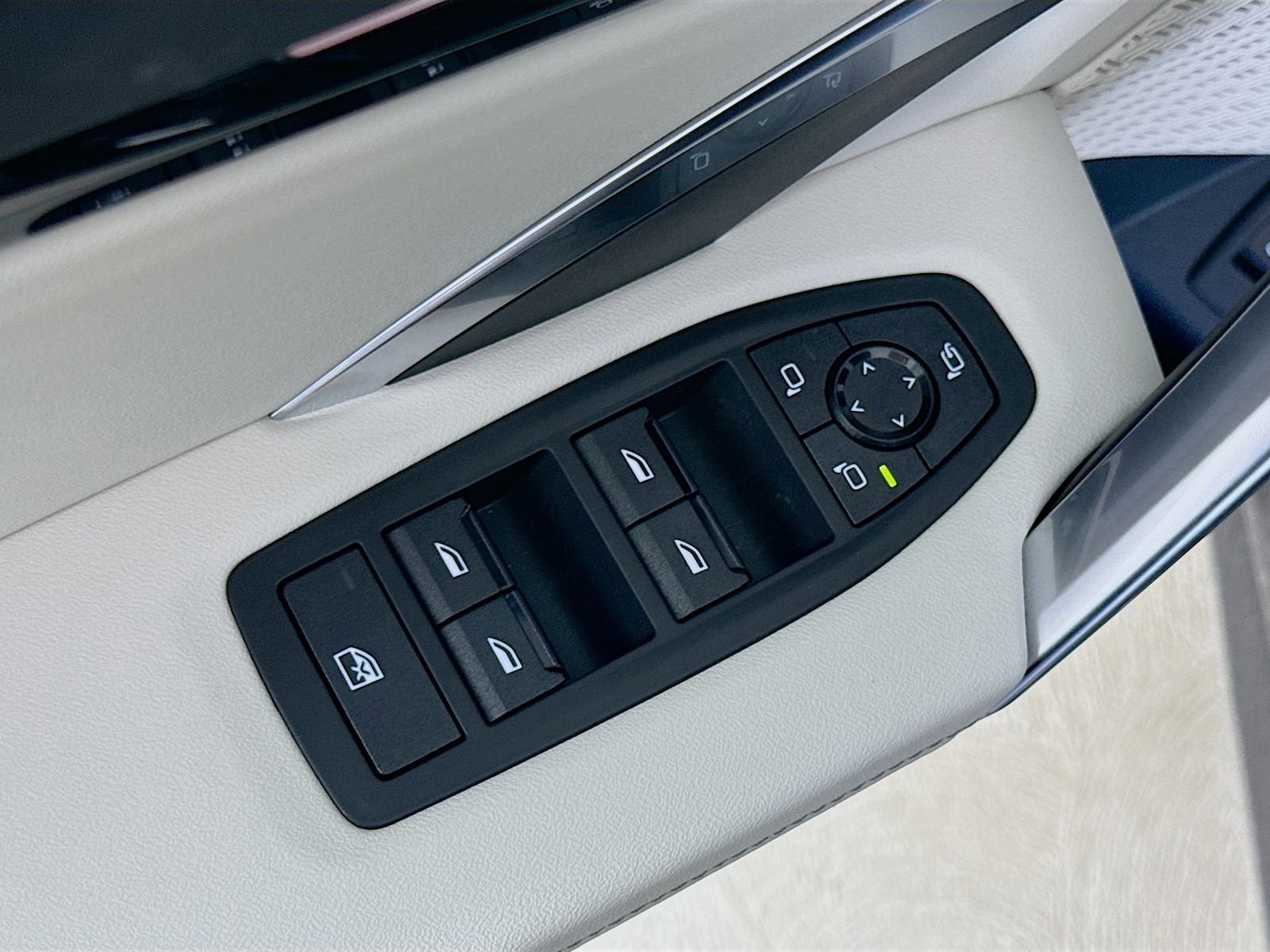 2026 BMW X1 XDrive28i - Photo 18