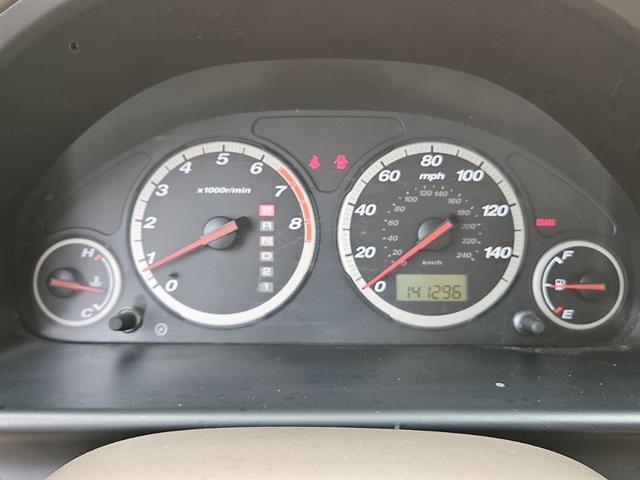 Used 2006 Gold Honda LX image 19