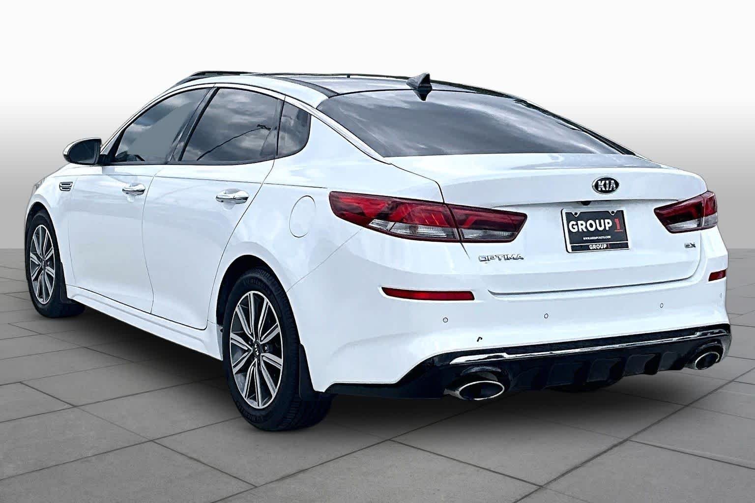 Used 2019 Snow White Pearl Kia EX image 12