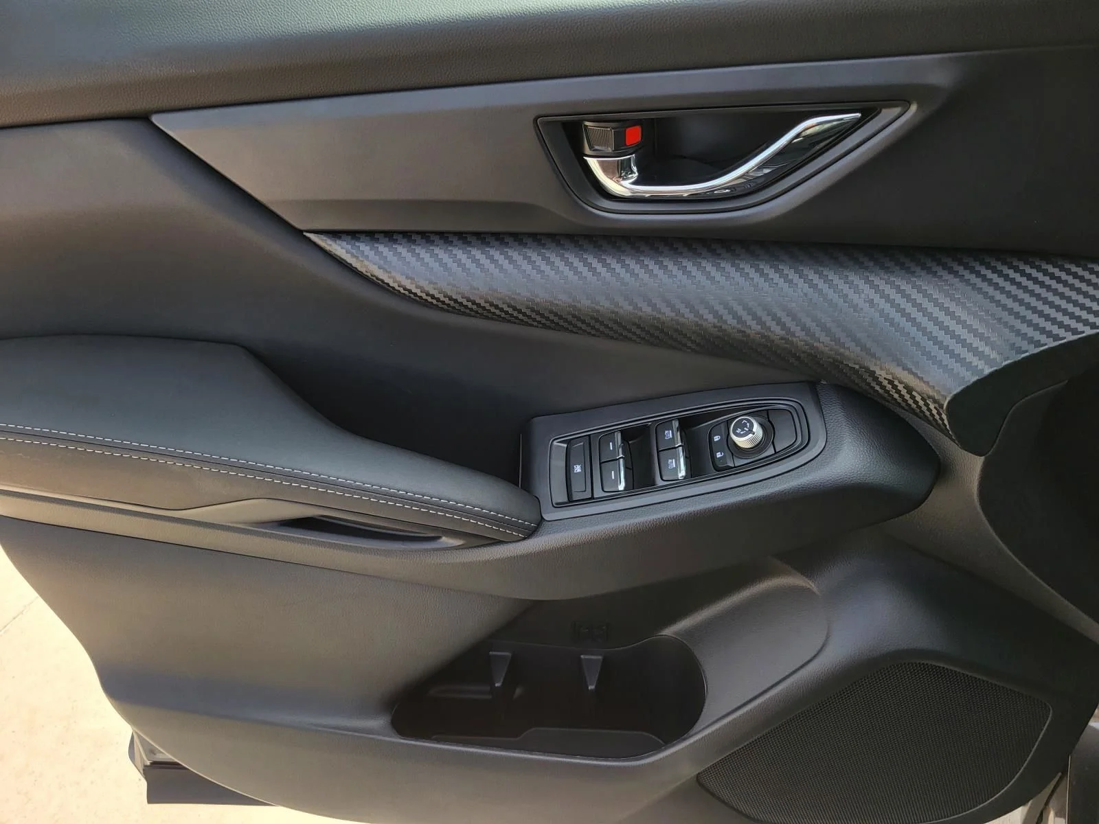 New 2026 MAGNETITE GRAY METALLIC Subaru Premium 7-Passenger image 8