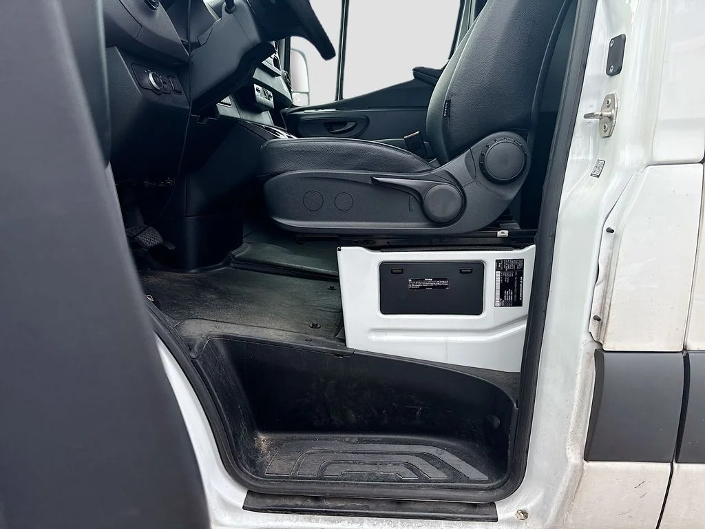 Used 2024 White Mercedes-Benz Cargo 144 WB image 35