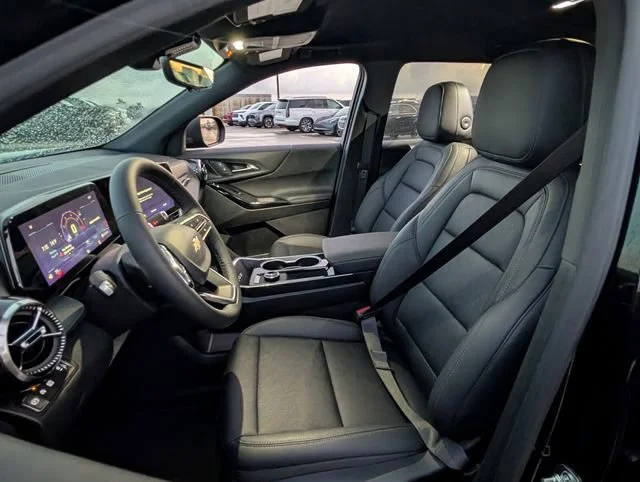 New 2026 Mosaic Black Metallic Chevrolet LT image 5