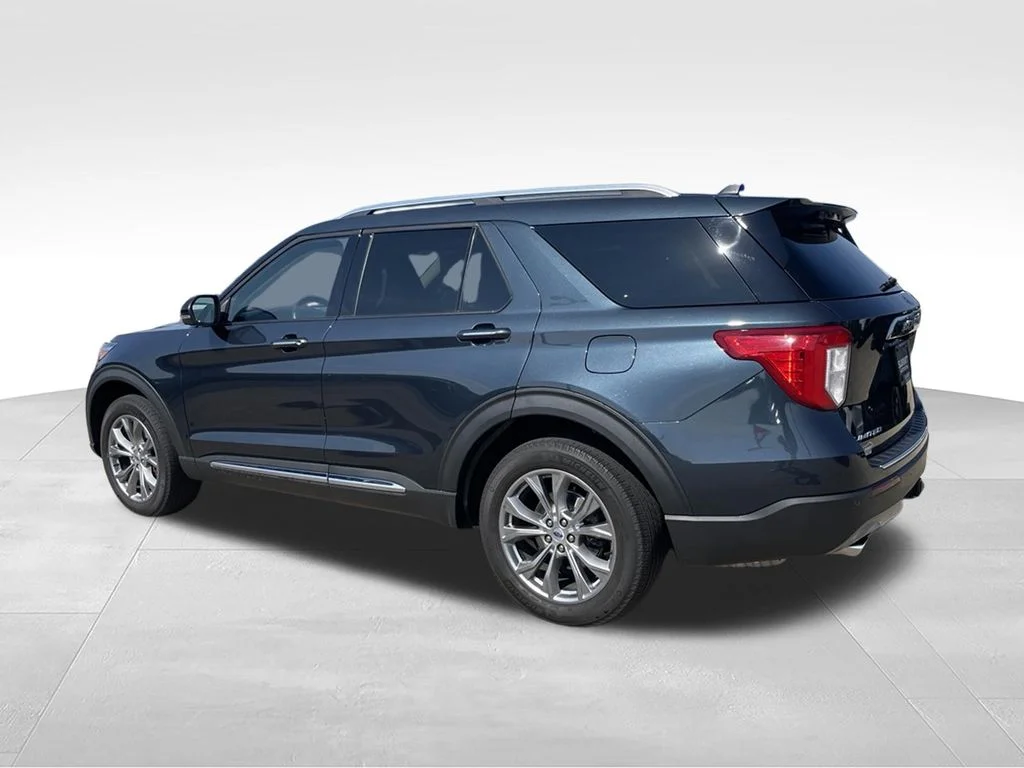 Used 2022 Blue Ford Limited image 6