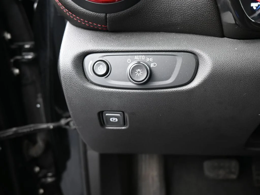 Used 2020 Black Chevrolet RS image 45