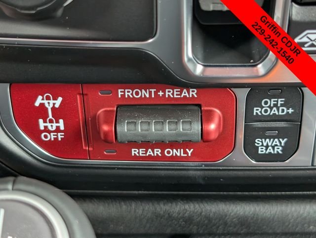 New 2026 Black Clear-Coat Exterior Paint Jeep Rubicon image 23