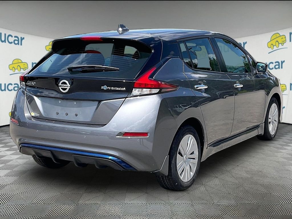 Used 2022 Gun Metallic Nissan S image 6