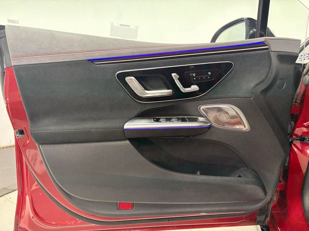 Used 2023 MANUFAKTUR Cardinal Red Metallic Mercedes-Benz Base image 6