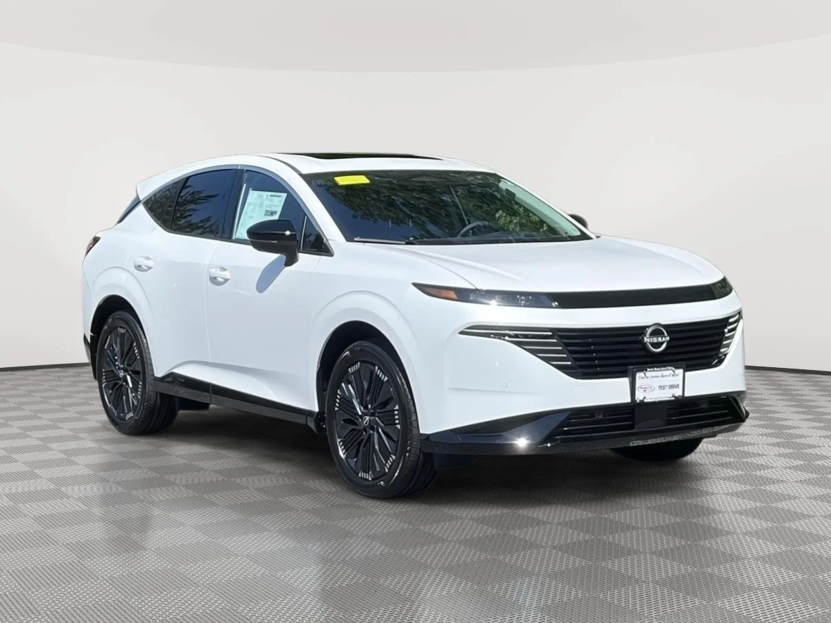 New 2026 Everest White Pearl TriCoat Nissan Platinum image 3
