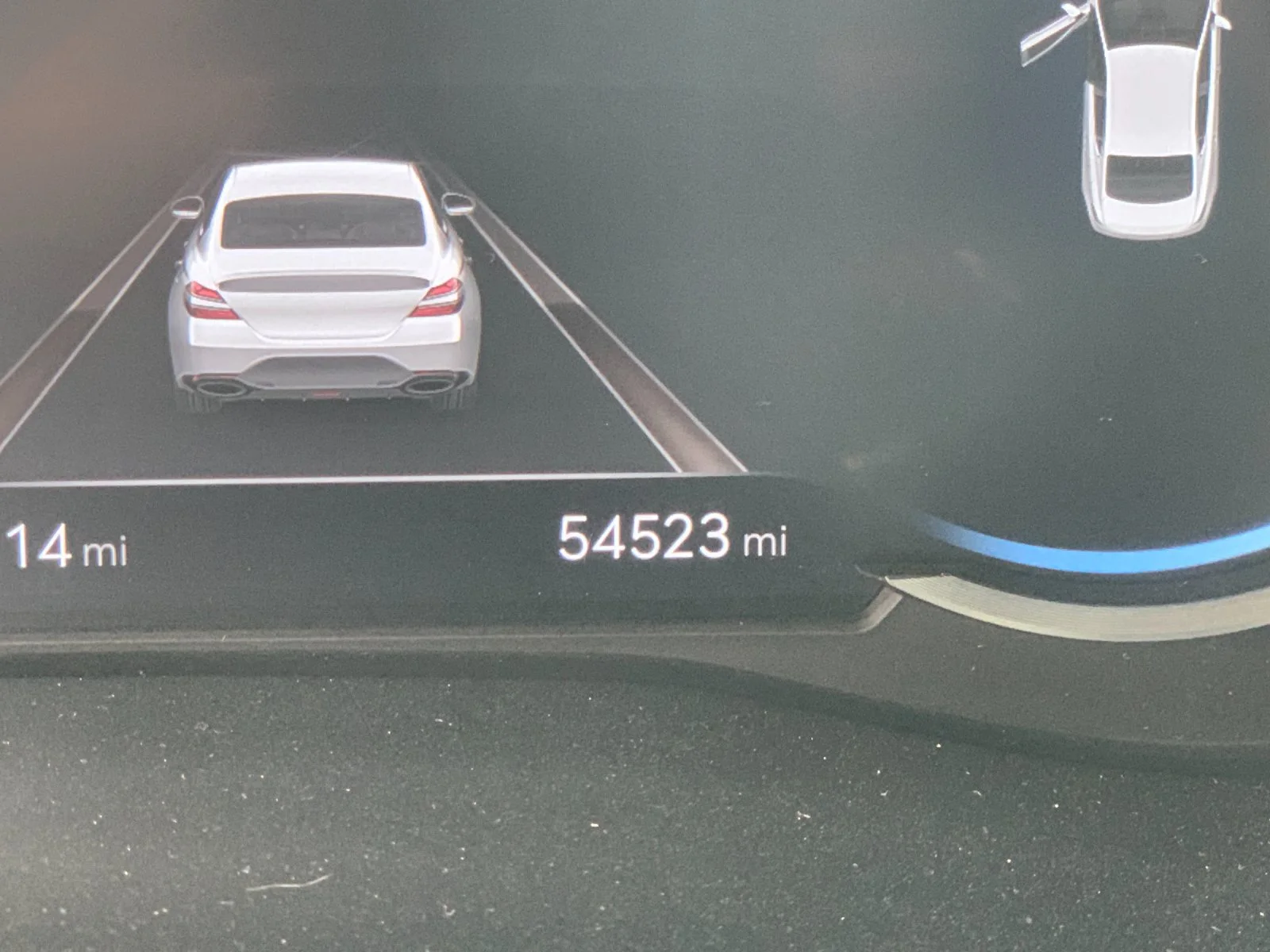 Used 2023 White Genesis 2.0T image 30