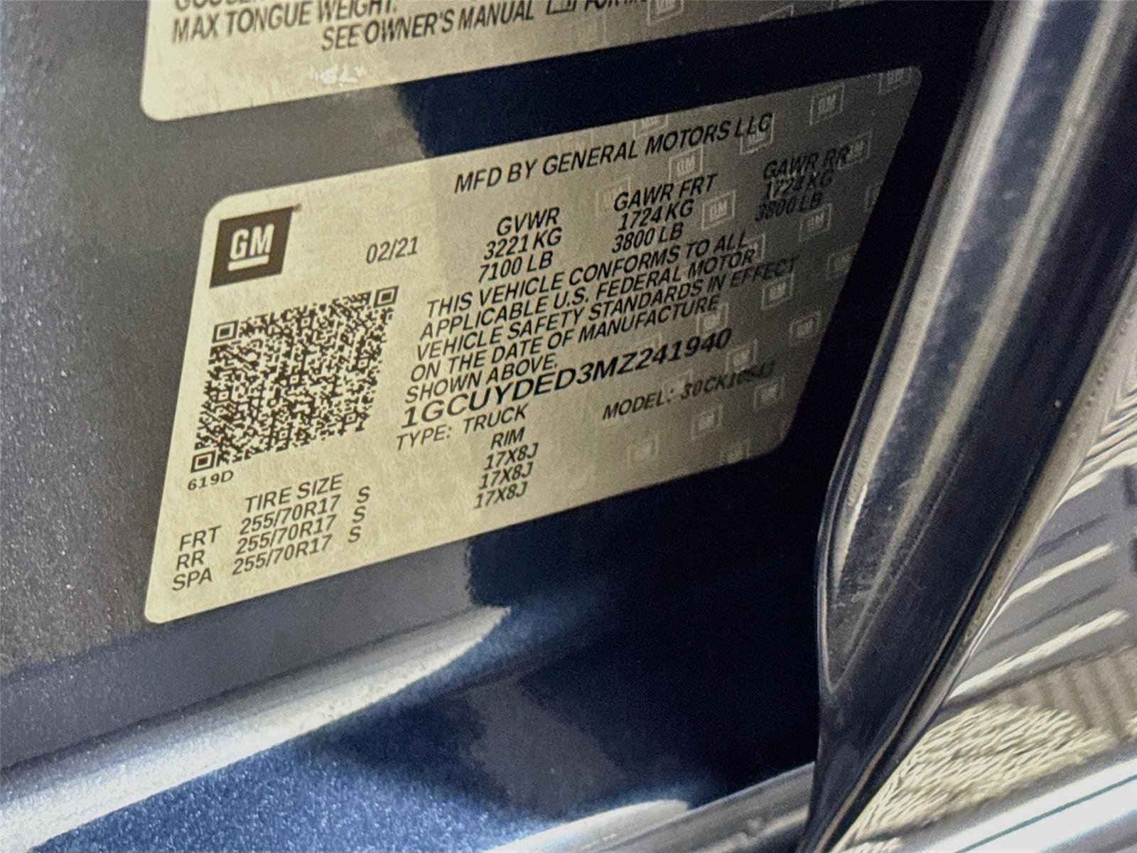 Used 2021 Northsky Blue Metallic Chevrolet LT image 30