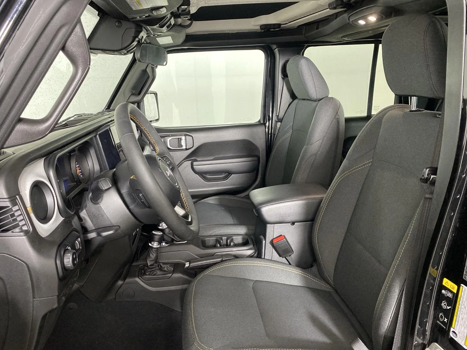 Used 2024 Black Clearcoat Jeep Sport S image 12