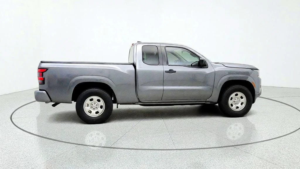 Used 2022 Gun Metallic Nissan King Cab 4x2 S Automatic image 4