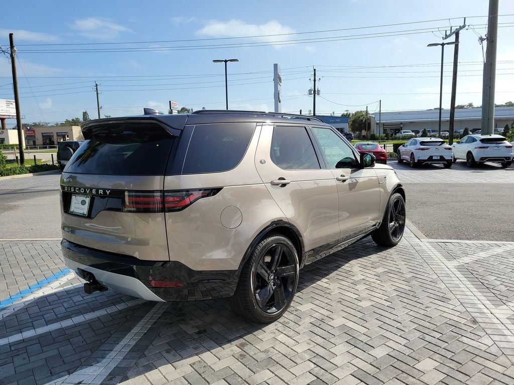 New 2025 Lantau Bronze Land Rover Metropolitan Edition image 5