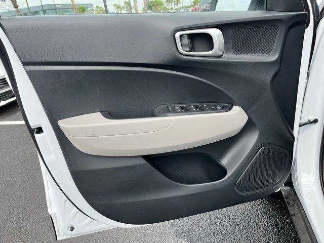 New 2026 White Hyundai SEL image 16