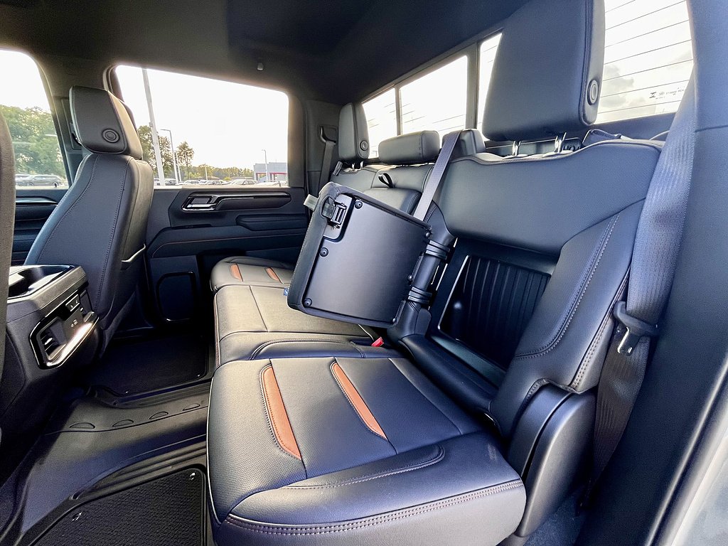 Used 2026 Sterling Metallic GMC AT4 image 13