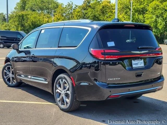 2026 Chrysler Pacifica Pinnacle - Photo 7