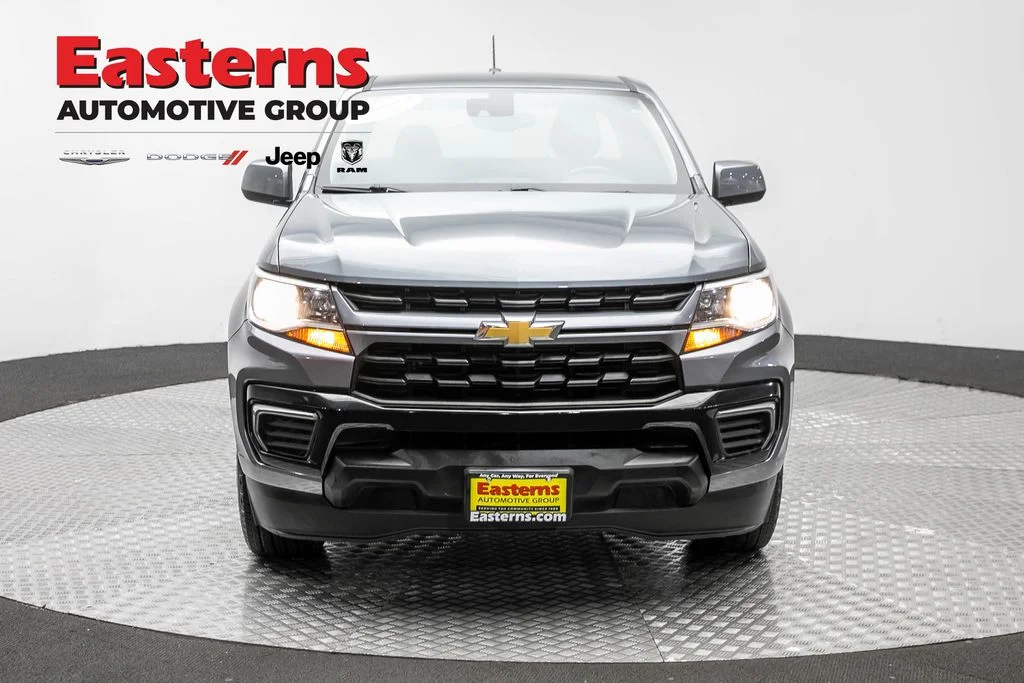 Used 2021 Gray Chevrolet LT image 2