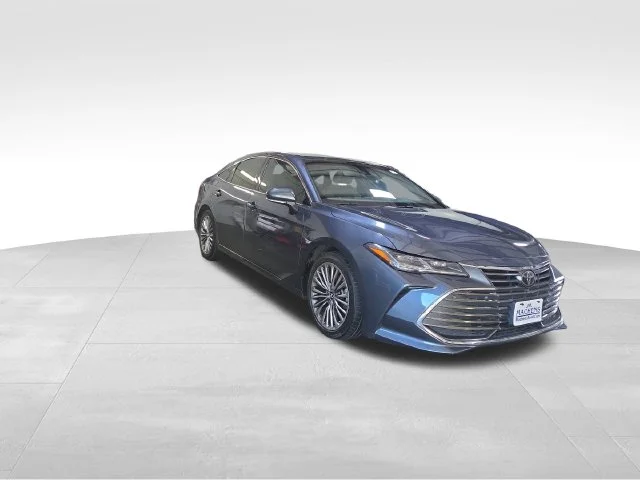 Used 2019 Gray Toyota Limited image 8