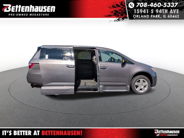 Pre-Owned 2011 Honda Odyssey Touring With Navigation